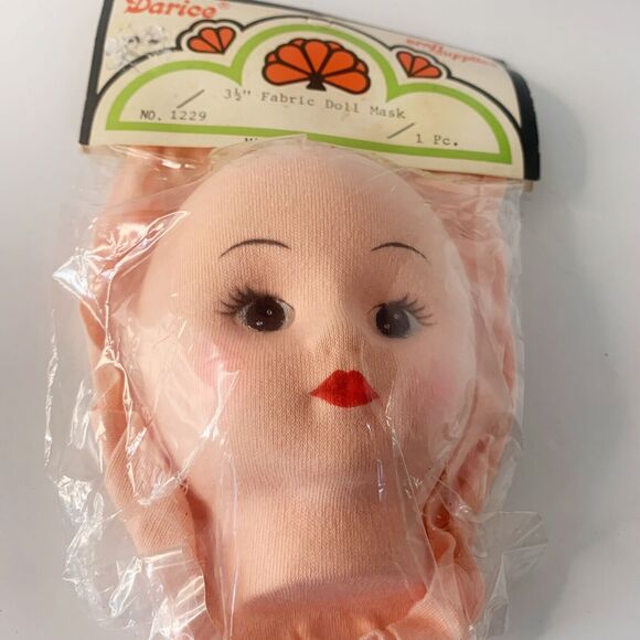 Darice Craft Supplies Fabric Doll Mask 3.5" #1229 Hong Kong Vintage NOS - Picture 3 of 3